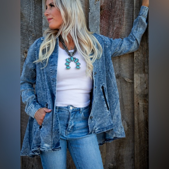 2FlyCo. Clothing Hidalgo Falls - Picture 3 of 3